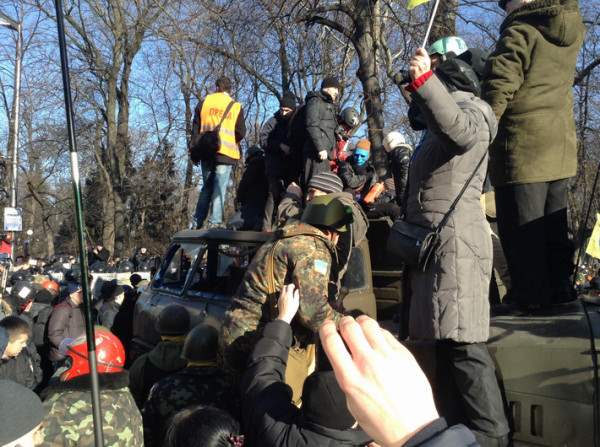 Киев 18 февраля 2014 противостояние12