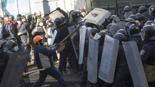 Киев 18 февраля 2014 противостояние3
