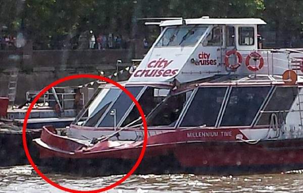 Thames Tourist Boats Collide