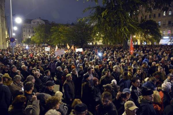 венгрия протесты2