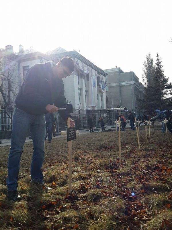 кладбище посольство рф украина