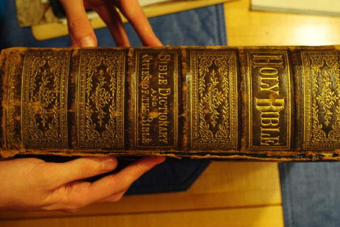 old_family_bible_side_view_by_thebrokentoast