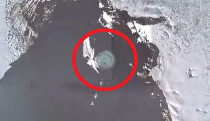 В Антарктиде найдена база НЛО