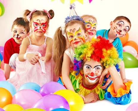 Children and clowns