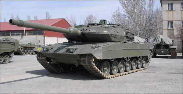Leopard2A6E-01
