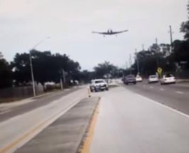 Легкомоторный самолет приземлился на шоссе во Флориде