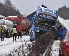 Чехия снег аварии