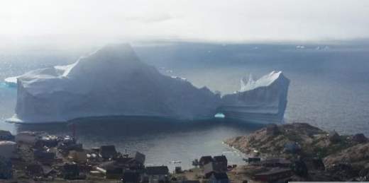 Айсберг Гренландия