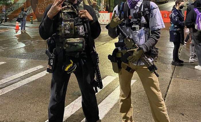 Вооруженные люди в Сиэтле