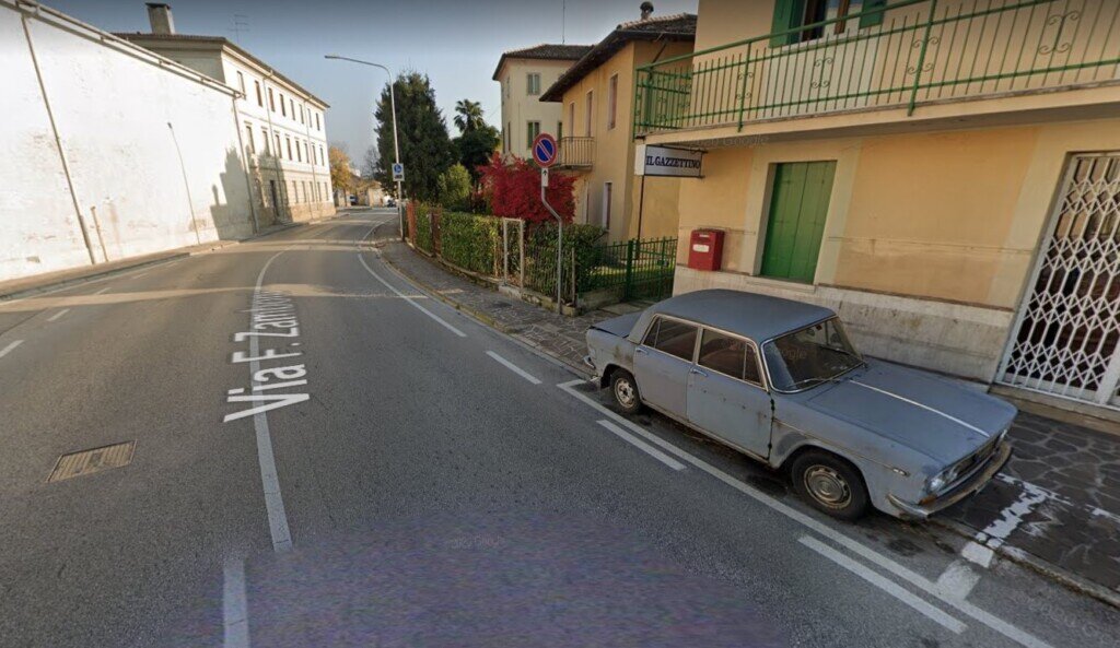 Италия, автомобиль, 47 лет, Lancia Fulvia,
